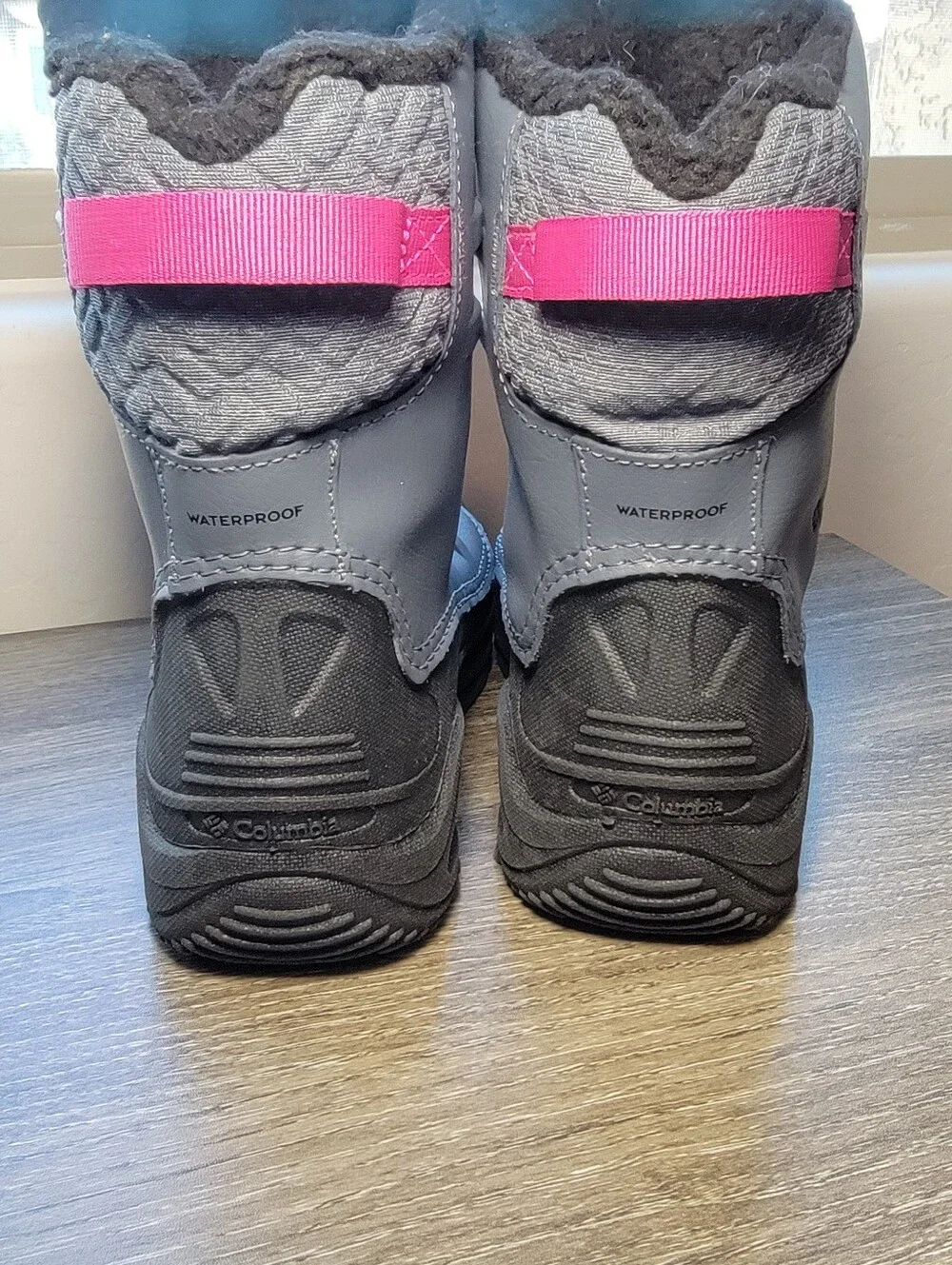 Columbia Big Kids Bugaboot Celsius Snow Boots Size 6